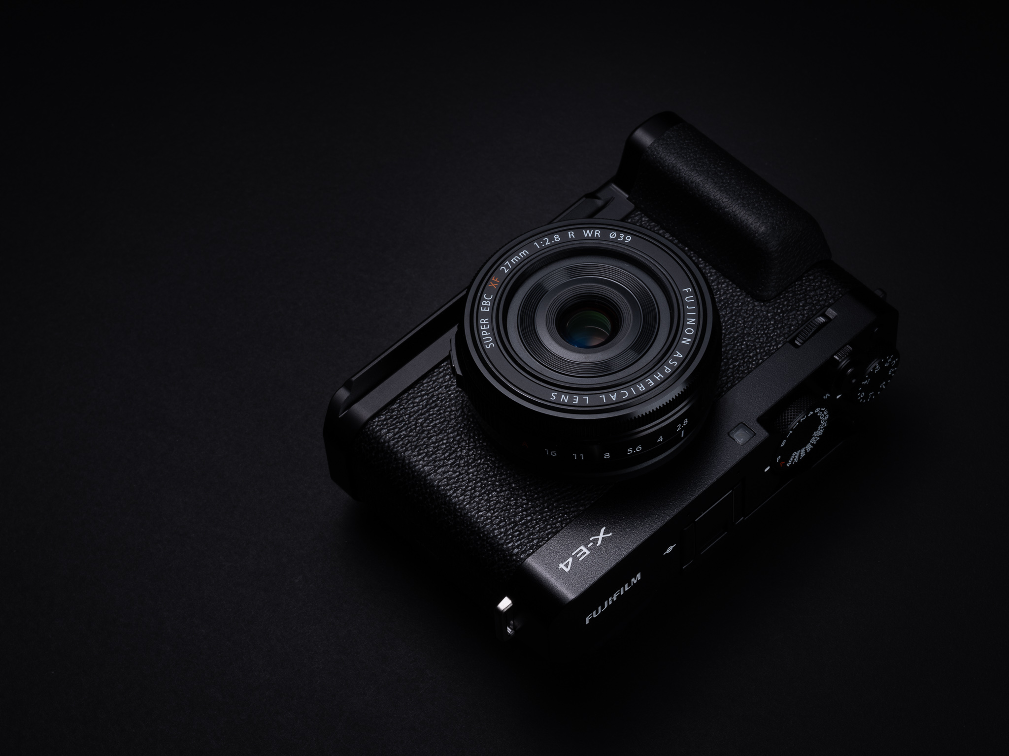 Fujifilm XE4 & XF27mm f2.8R WR first look Sleek & Sensible